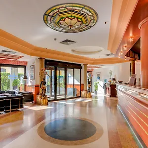 4* Otel Western Tritone